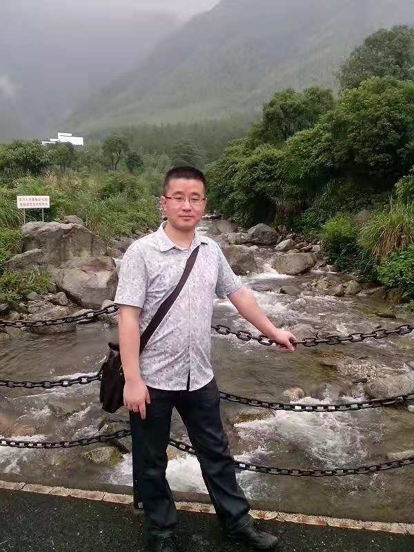 淡定牛魔王的第三张照片--淮安相亲服务中心