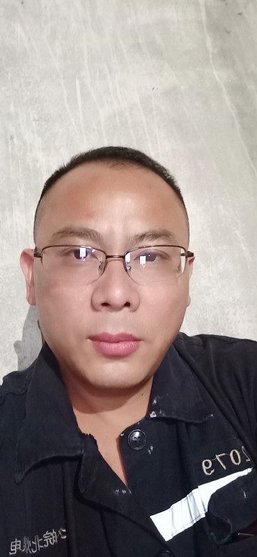 知足常乐的第一张照片--淮安相亲服务中心