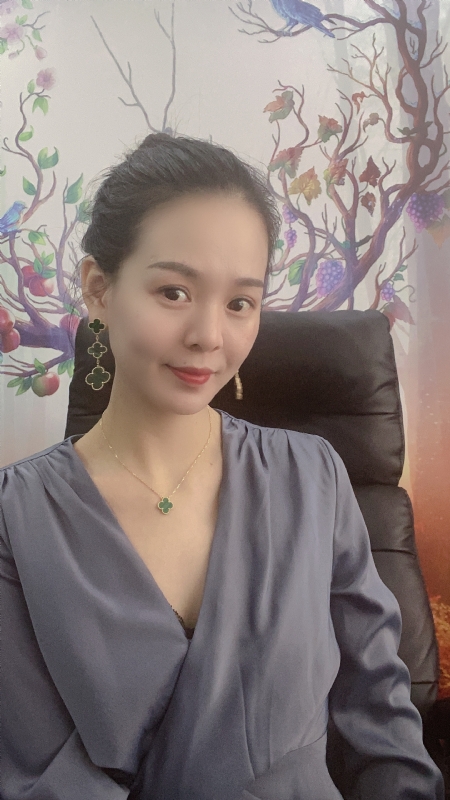 潇潇的第一张照片--淮安相亲服务中心