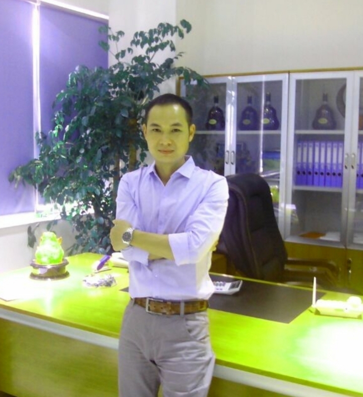 风中劲草的第一张照片--淮安相亲服务中心