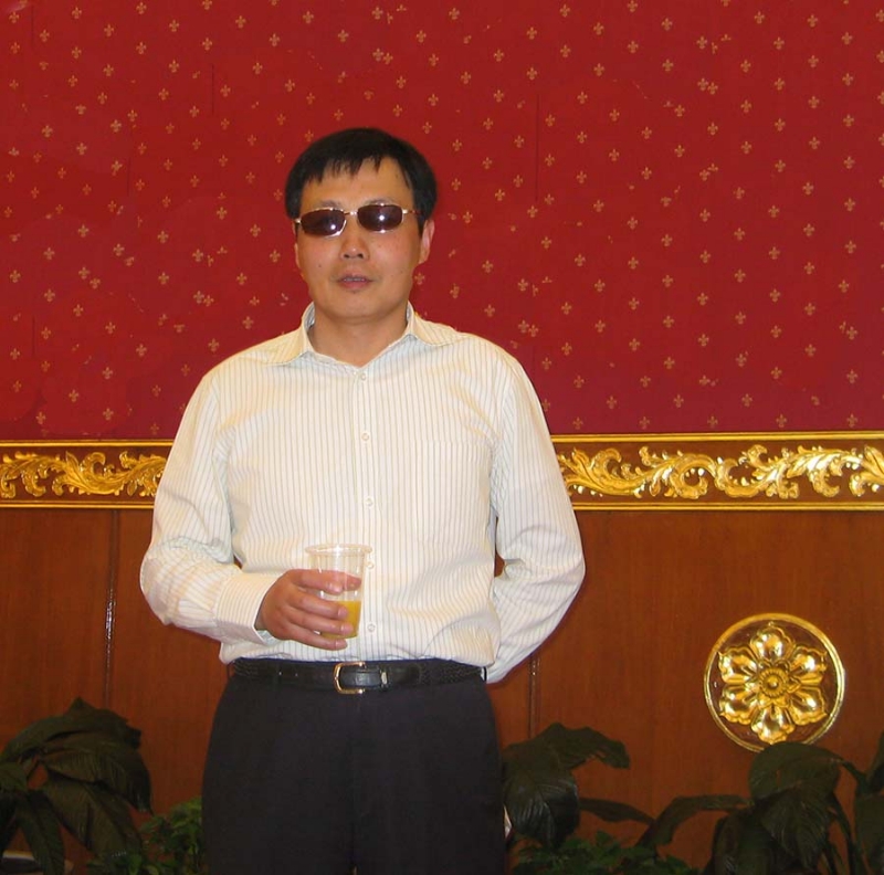 威胜的第二张照片--淮安相亲服务中心