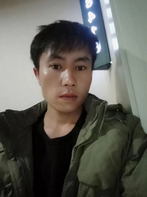 槑头槑脑的第一张照片--淮安相亲服务中心