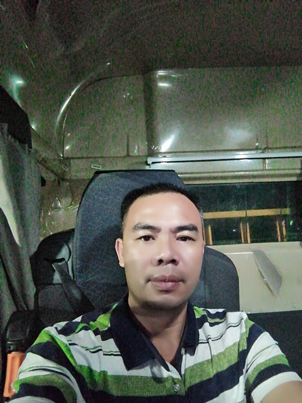 疯一般的爱恋的第一张照片--淮安相亲服务中心