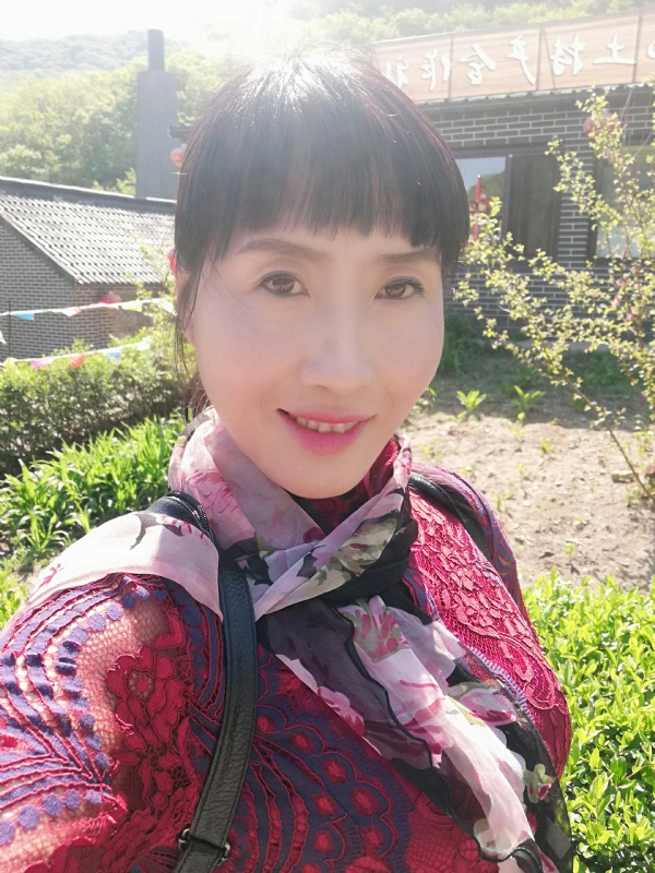 艳阳高照的第一张照片--淮安相亲服务中心