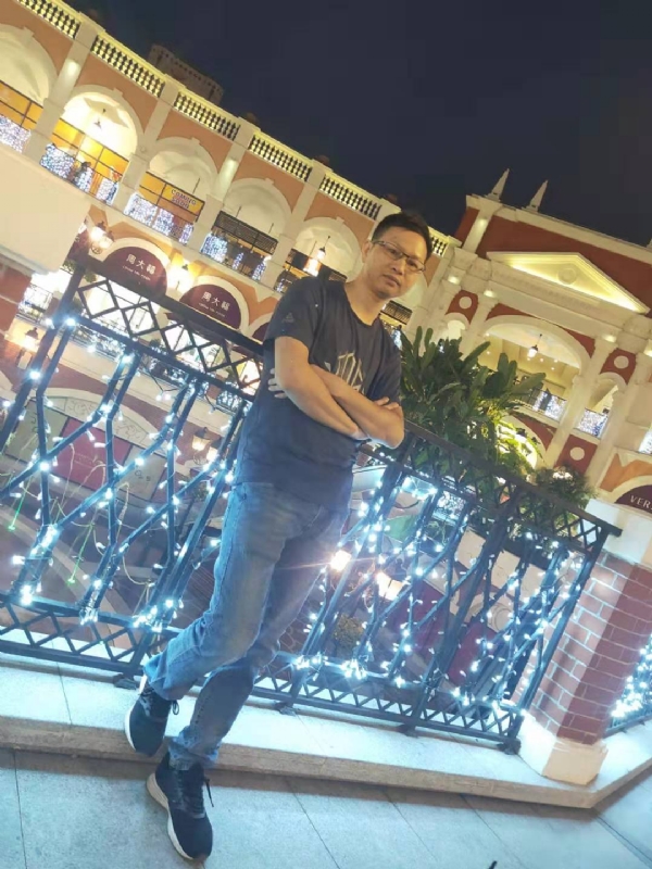 落单恋人的第一张照片--淮安相亲服务中心