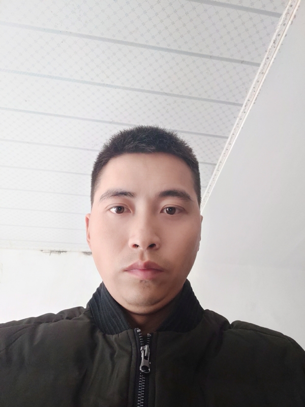 远望星空的第一张照片--淮安相亲服务中心