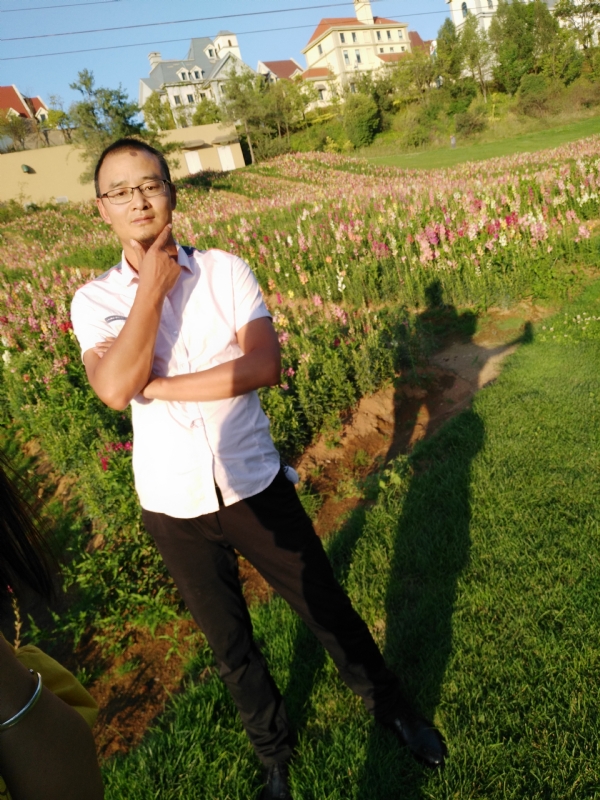 爱归零的第二张照片--淮安相亲服务中心