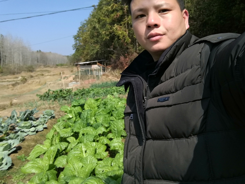 倔强的驴的第一张照片--淮安相亲服务中心