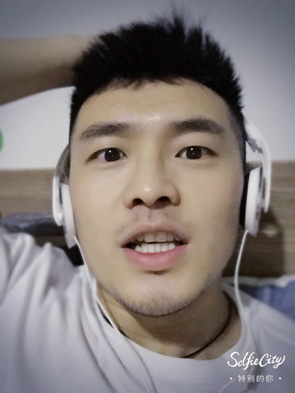 开心最好的第一张照片--淮安相亲服务中心