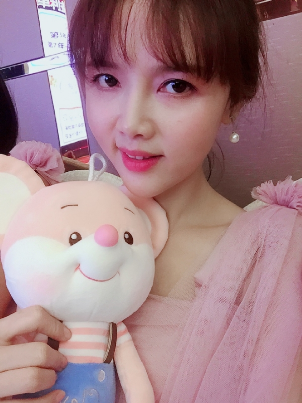 如朱砂的第一张照片--淮安相亲服务中心