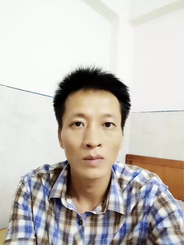 流年未亡的第一张照片--淮安相亲服务中心