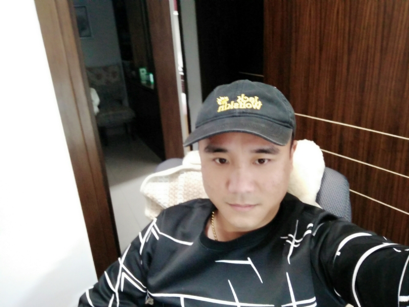 坚持我爱的第一张照片--淮安相亲服务中心