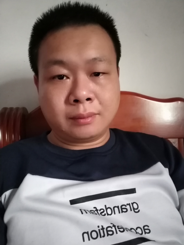 飞的第一张照片--淮安相亲服务中心