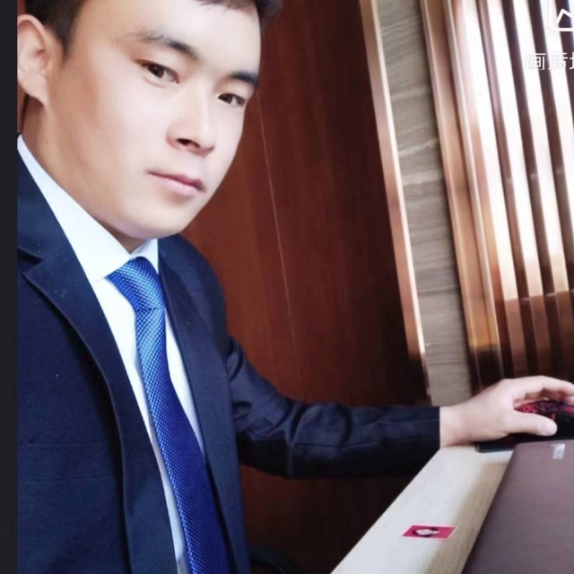 会哭的幸福的第一张照片--淮安相亲服务中心