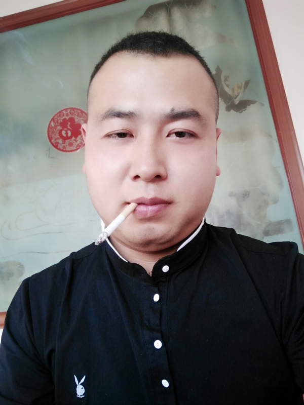 贰爺的第一张照片--淮安相亲服务中心