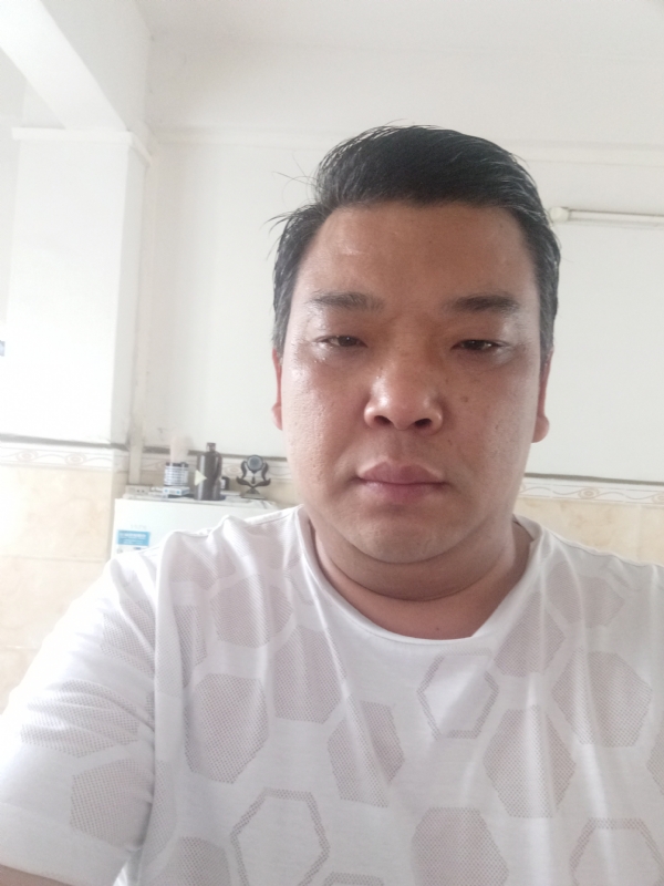 帅帅的第一张照片--淮安相亲服务中心