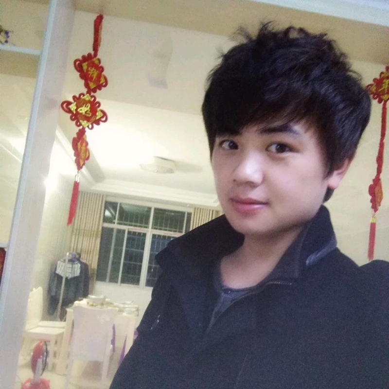 凤凰机器人卡卡老师的第一张照片--淮安相亲服务中心