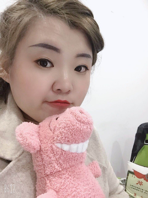 李娜的第一张照片--淮安相亲服务中心