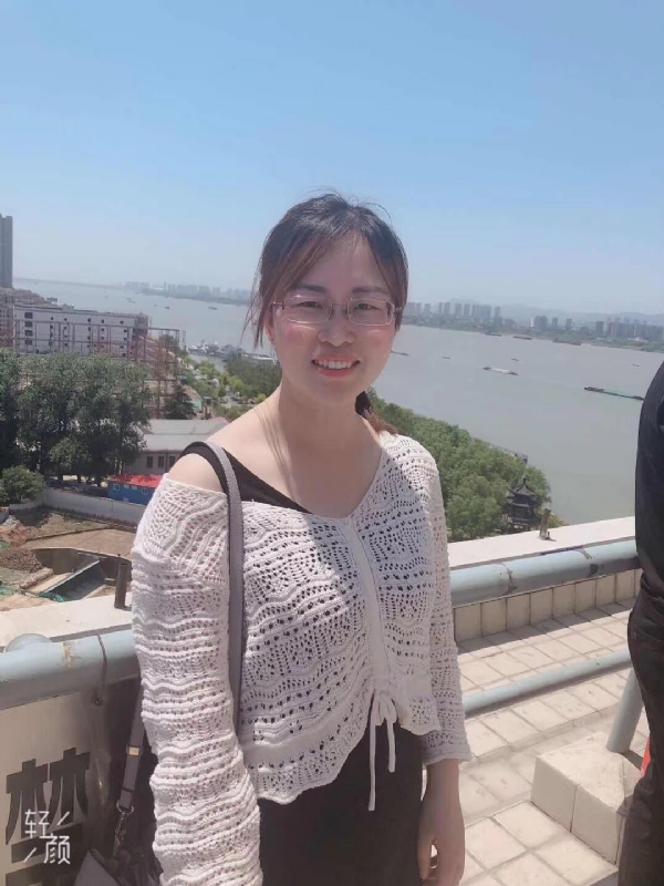 随缘的第一张照片--淮安相亲服务中心