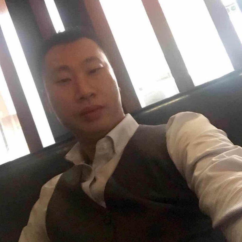 陈威的第一张照片--淮安相亲服务中心