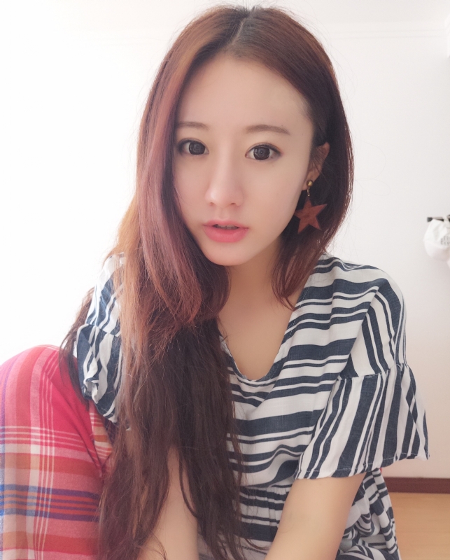 妮妮的第二张照片--淮安相亲服务中心