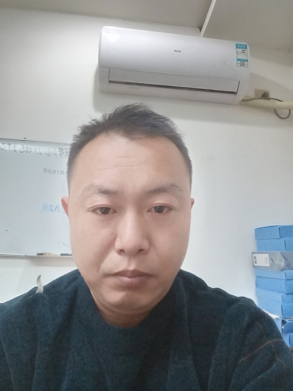 寻找另一半的第一张照片--淮安相亲服务中心