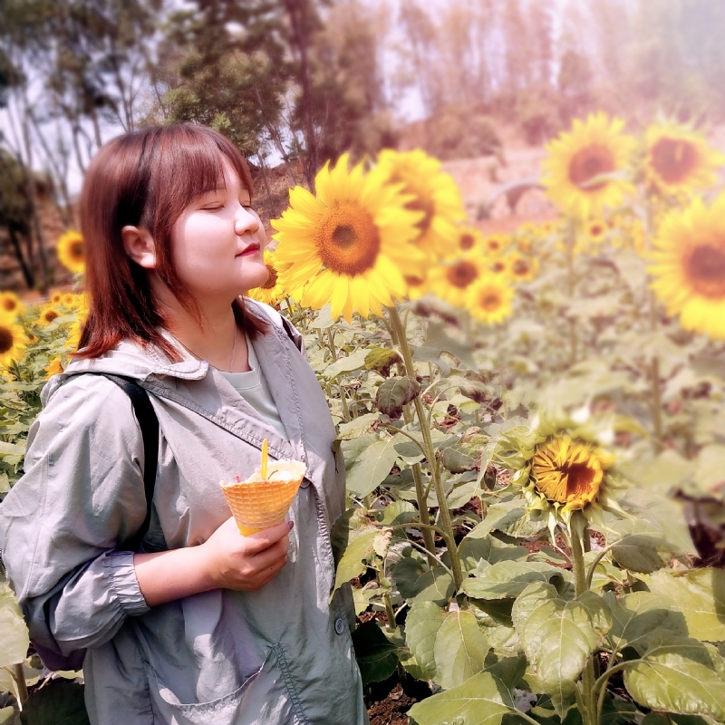 小茶的第二张照片--淮安相亲服务中心