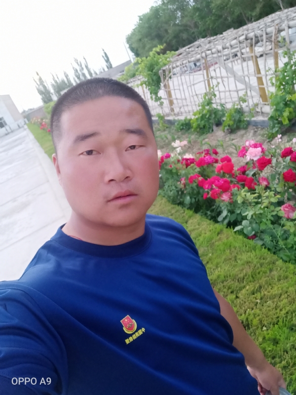 奋斗中的青春最美丽的第一张照片--淮安相亲服务中心