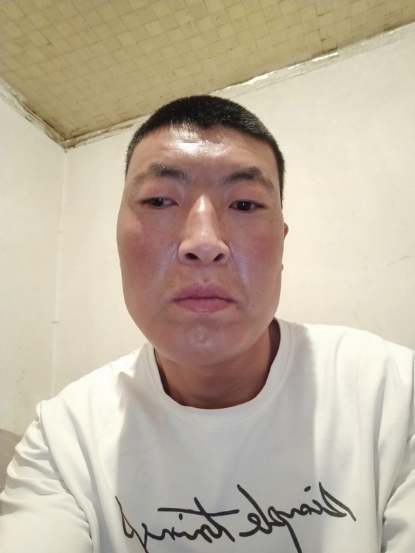 只为遇见你的第二张照片--淮安相亲服务中心