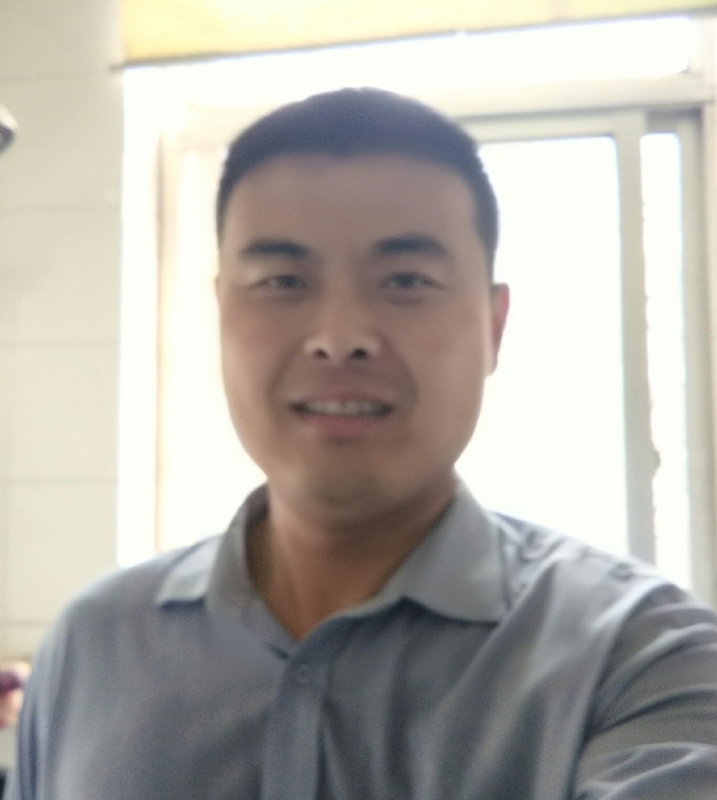 李伟的第一张照片--淮安相亲服务中心