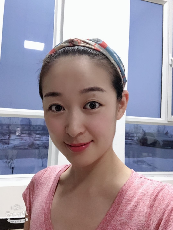 浅笑的第一张照片--淮安相亲服务中心