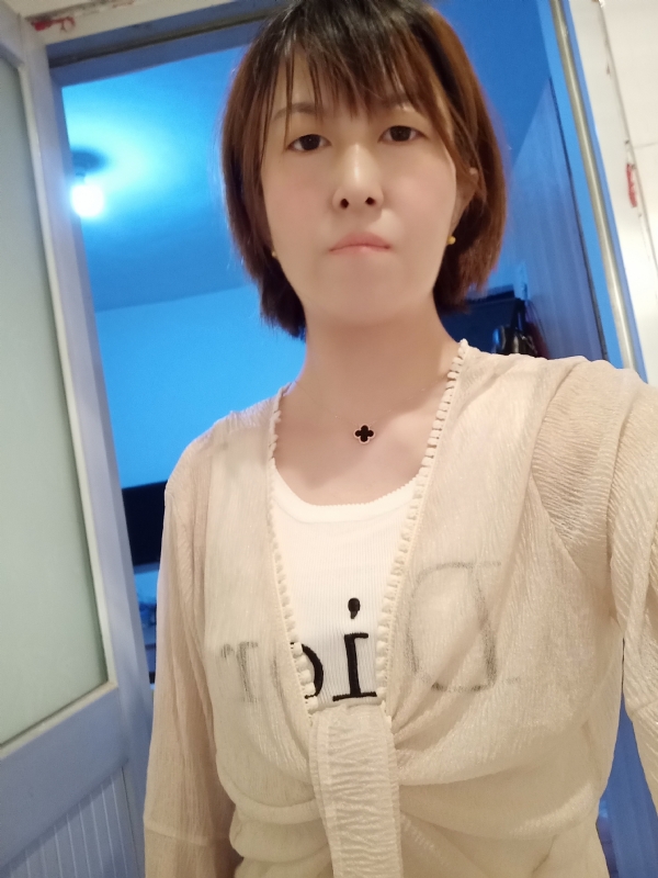 芬儿的第三张照片--淮安相亲服务中心