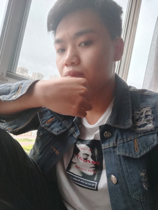 鬼卿的第四张照片--淮安相亲服务中心