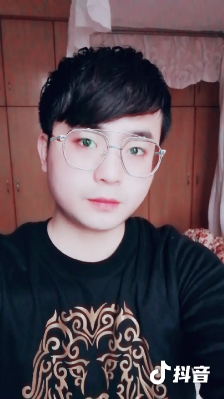 哎呦哥哥的第二张照片--淮安相亲服务中心