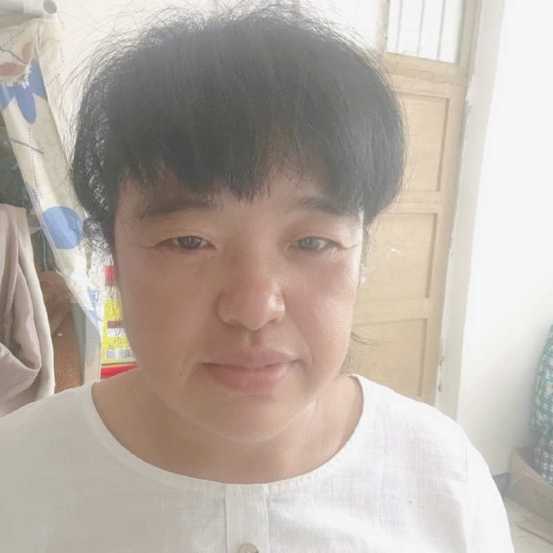 二妮的第二张照片--淮安相亲服务中心