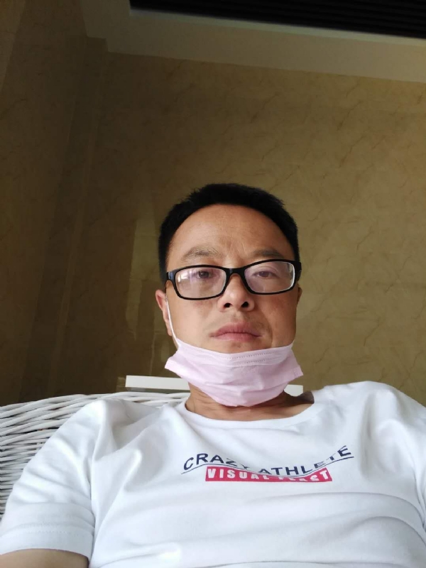 小马奔腾的第一张照片--淮安相亲服务中心