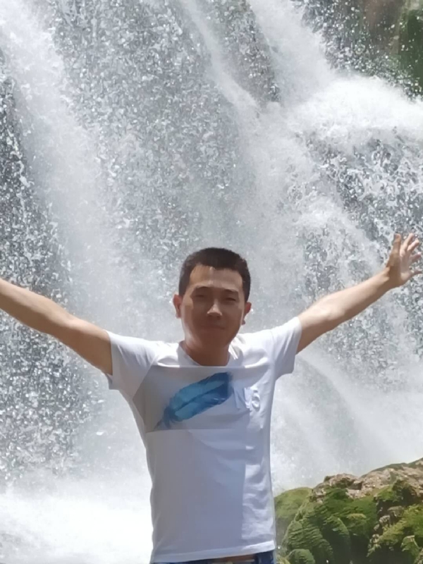 挪威森林的第一张照片--淮安相亲服务中心