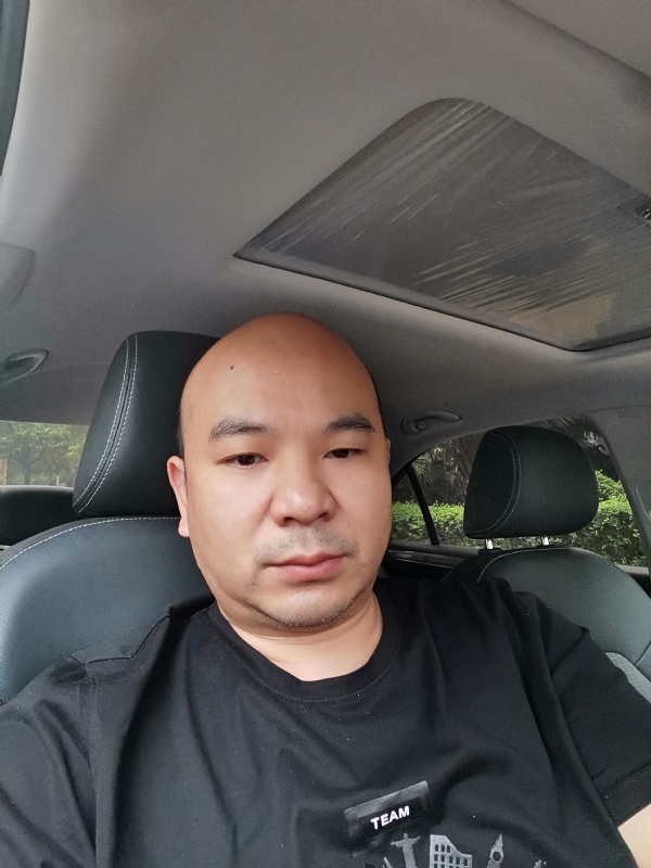 爷们已经老了的第一张照片--淮安相亲服务中心