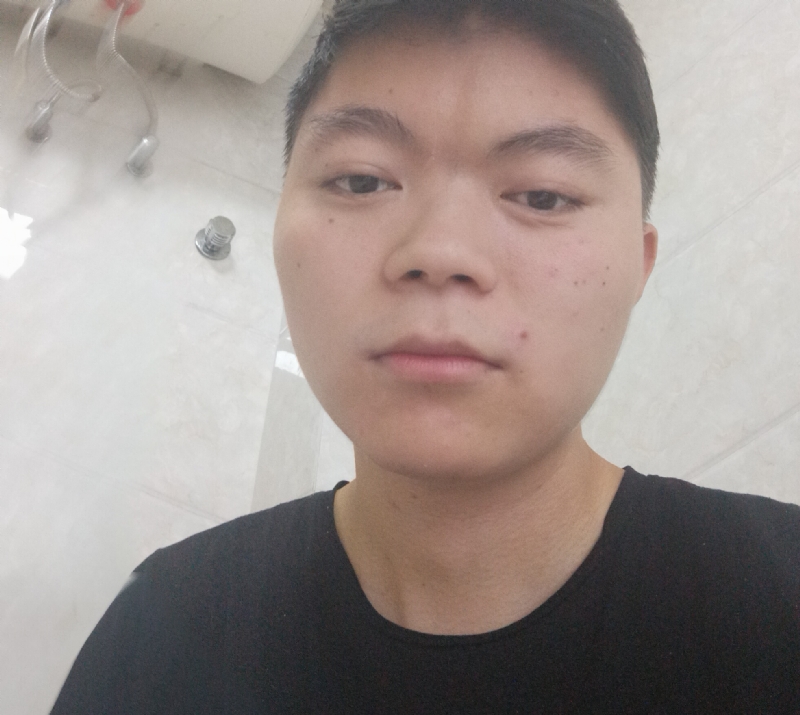 秦洋的第三张照片--淮安相亲服务中心