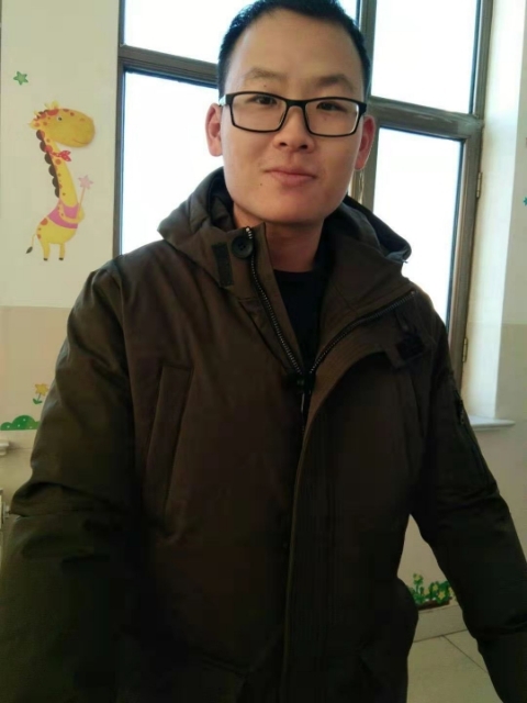 品上男人的第一张照片--淮安相亲服务中心