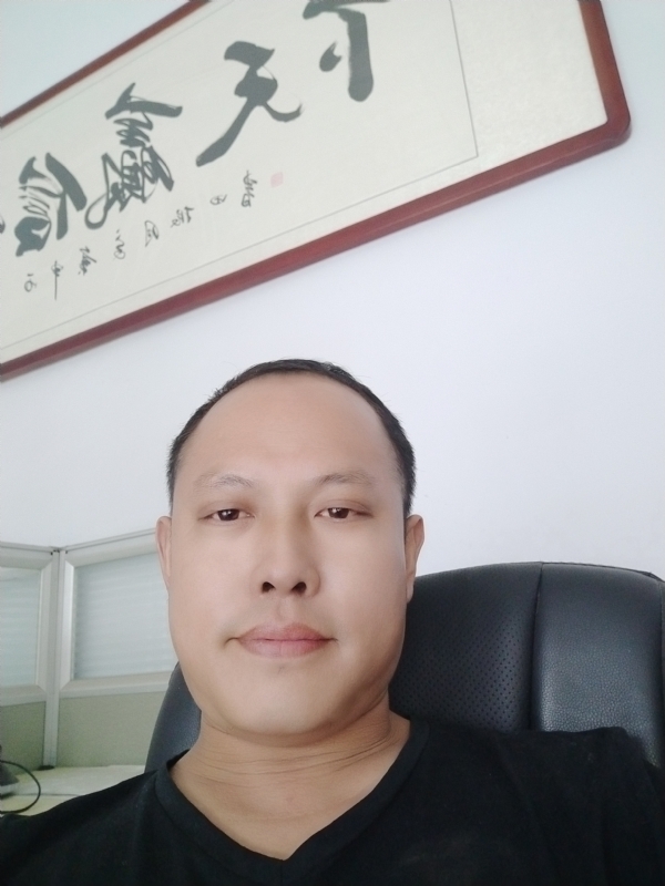 山丘的第三张照片--淮安相亲服务中心