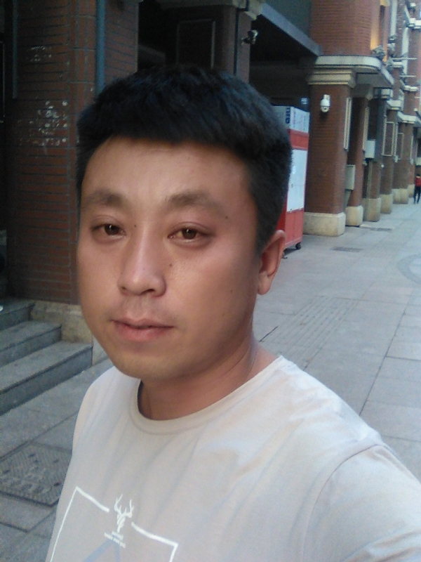 冰冷的心的第一张照片--淮安相亲服务中心