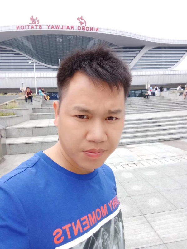 笑对人生的第一张照片--淮安相亲服务中心