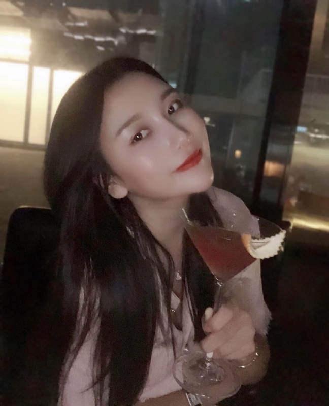 嫣然的第一张照片--淮安相亲服务中心