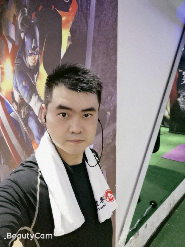 会飞的猪蹄花的第一张照片--淮安相亲服务中心