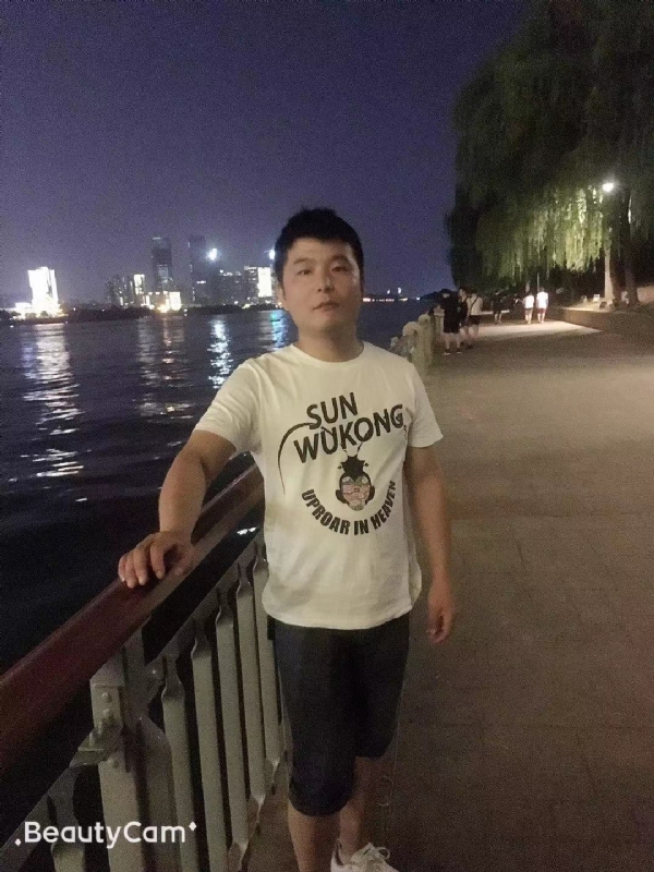 古月的第二张照片--淮安相亲服务中心