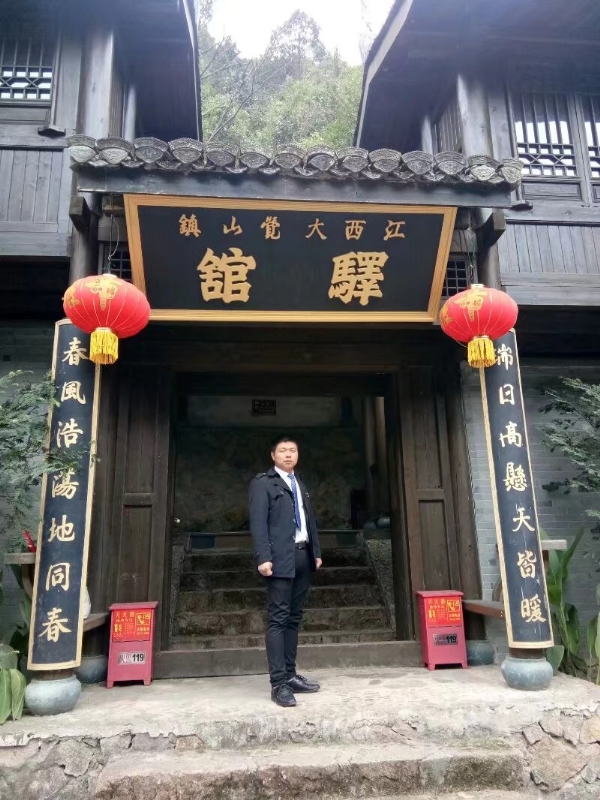 奋斗少年的第一张照片--淮安相亲服务中心