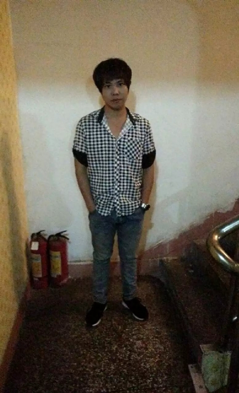 单身征婚的第一张照片--淮安相亲服务中心