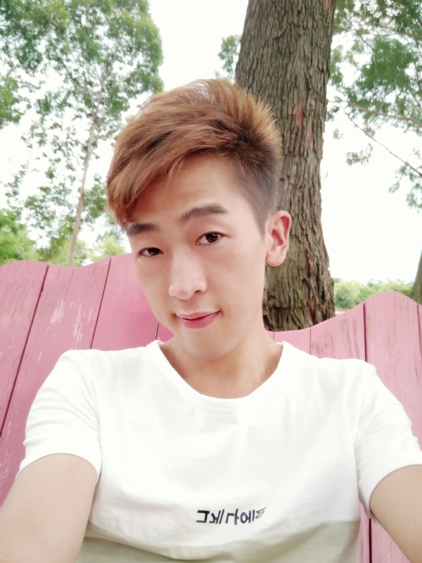 一觉睡到小时候的第二张照片--淮安相亲服务中心