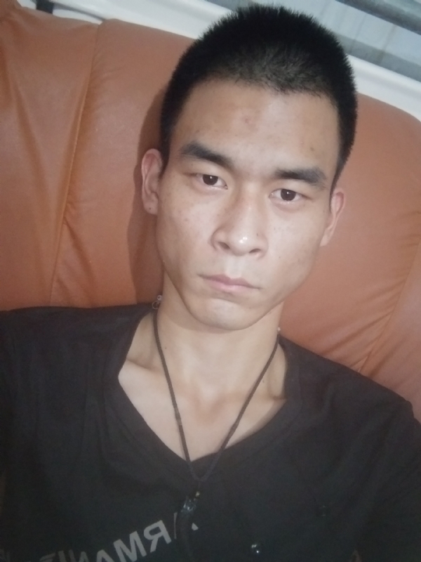 单身狗一枚的第三张照片--淮安相亲服务中心